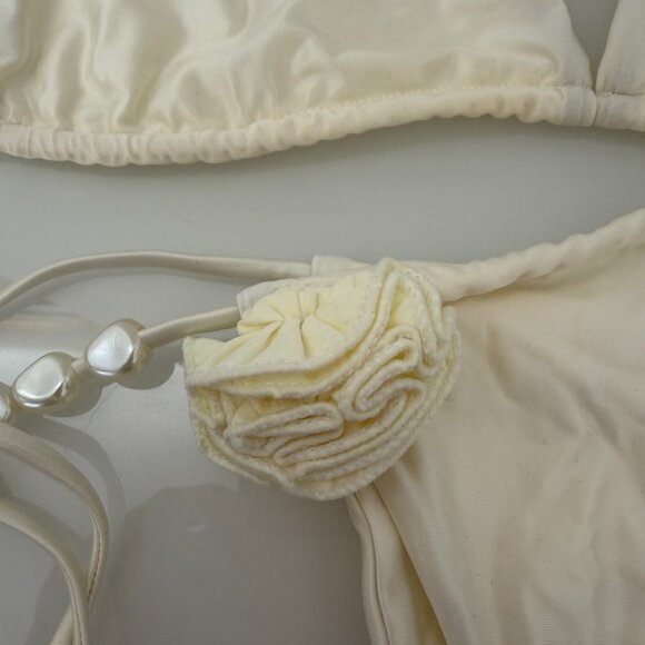 Beach bunny Evangeline bikini - Picture 3 of 15